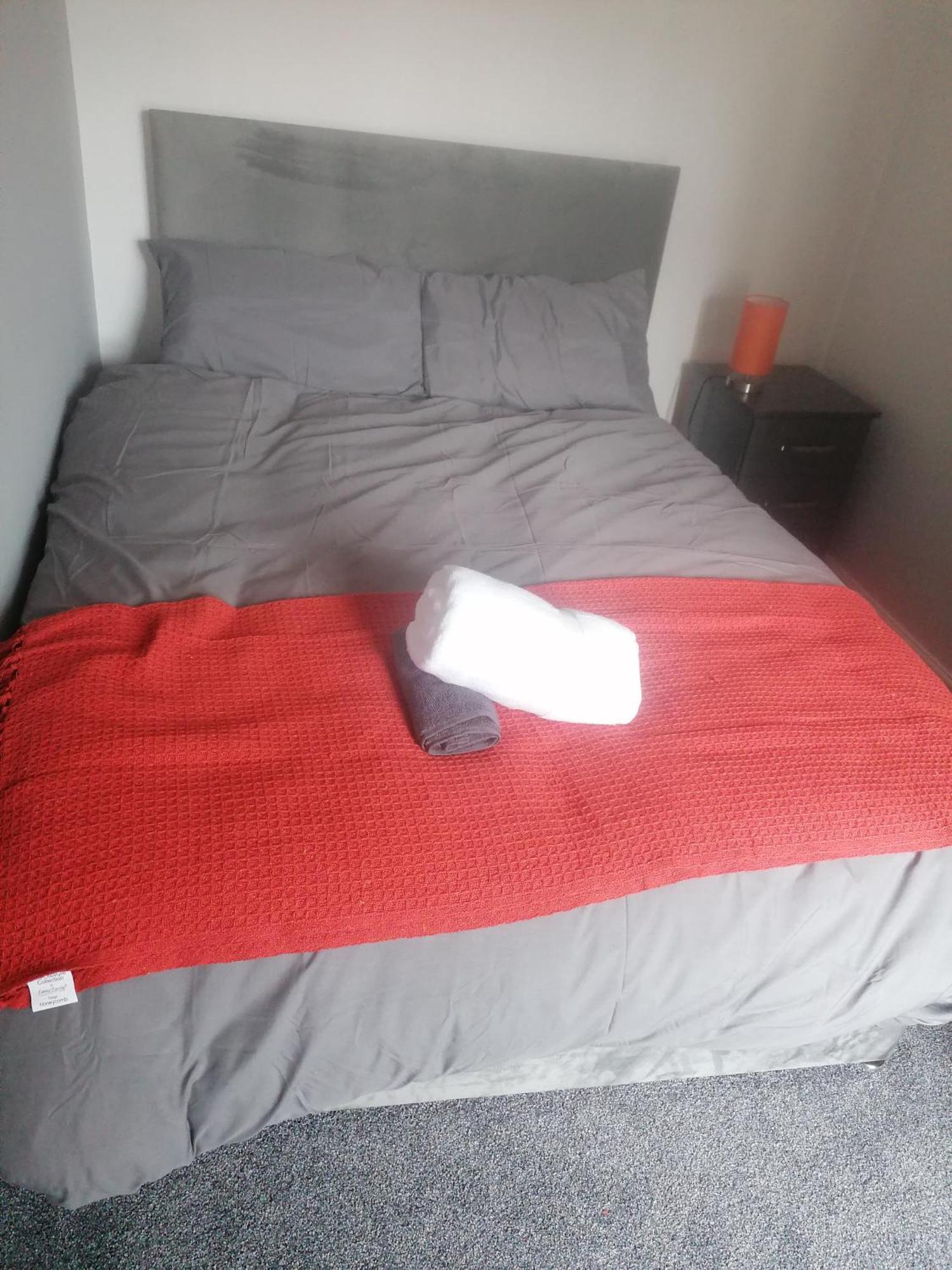 Rossy Home Of Relaxations Stoke-on-Trent Bagian luar foto